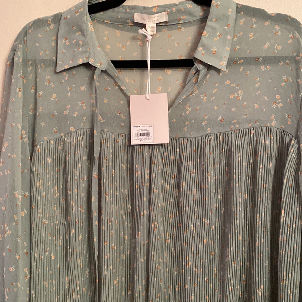 LC Lauren Conrad Green Floral Blouse